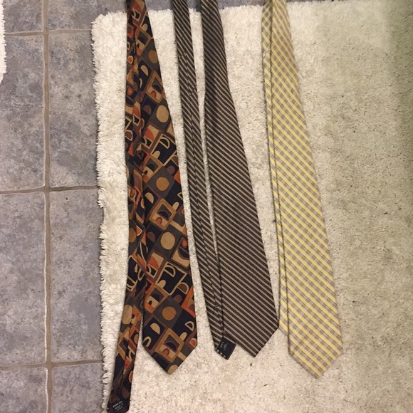 Other - Tie bundle